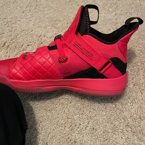 Nike Air Jordan XXXIII - Picture 9 of 12